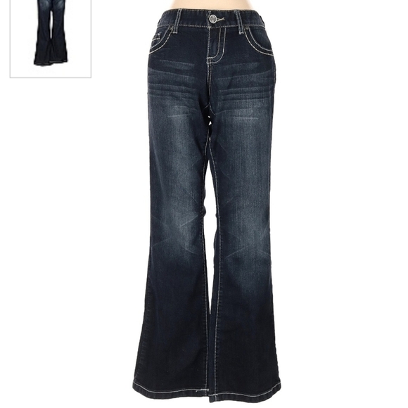 Maurices Dark Wash Blue Denim Jeans Women's 3/4 Short Flare Leg Casual Everyday - Picture 1 of 9